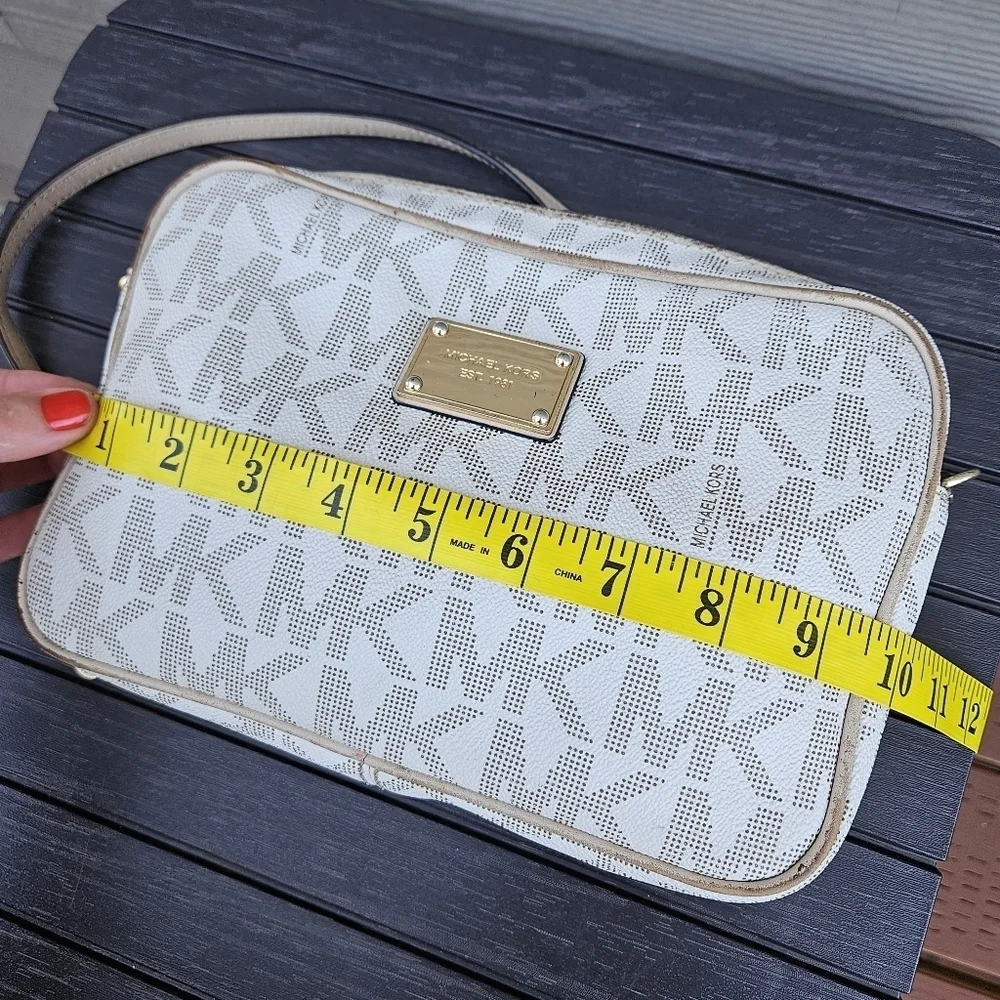 Michael Kors White Fulton Monogram Logo Crossbody Purse Gold Chain Small Bag